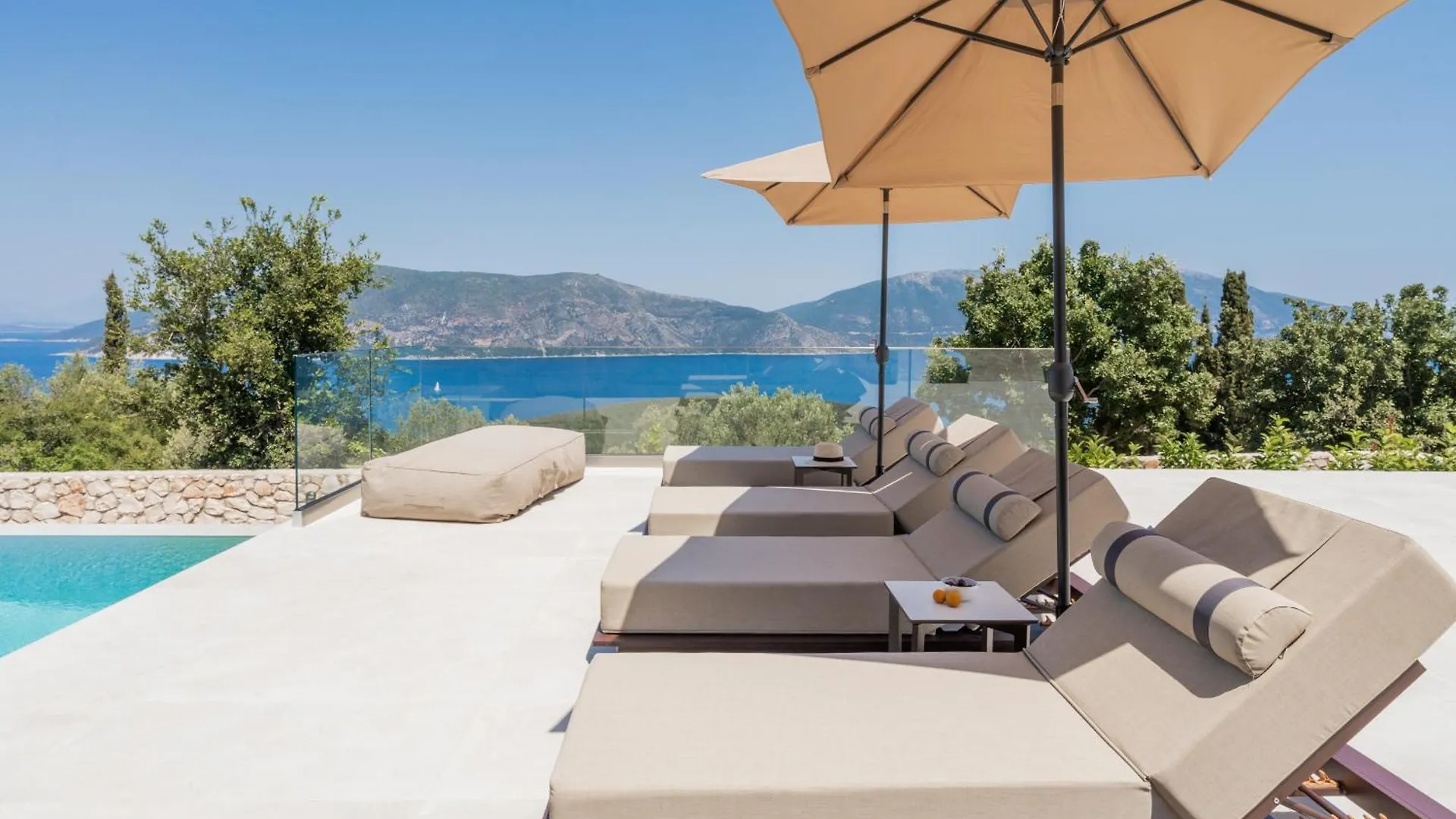 Fiscardo Sunny Villas 피스카던